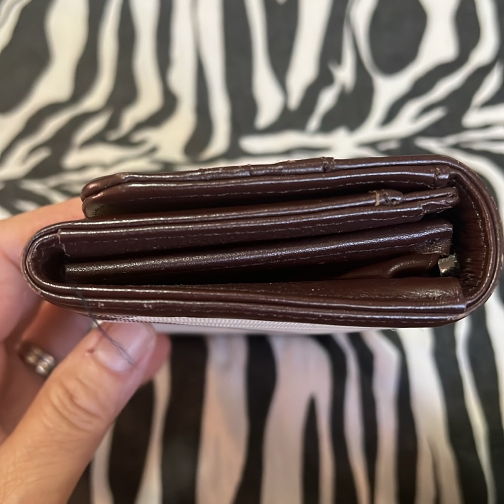 BURBERRY | Nova Check Studded Wallet - Picture 8 of 12